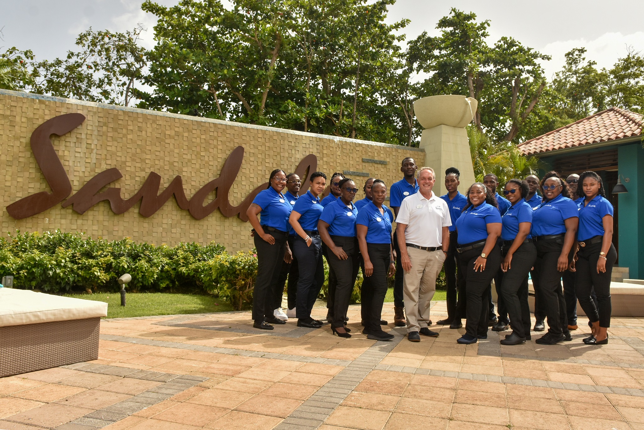 Sandals Royal Curacao Opens With Help From Team Bdos Barbados Advocate